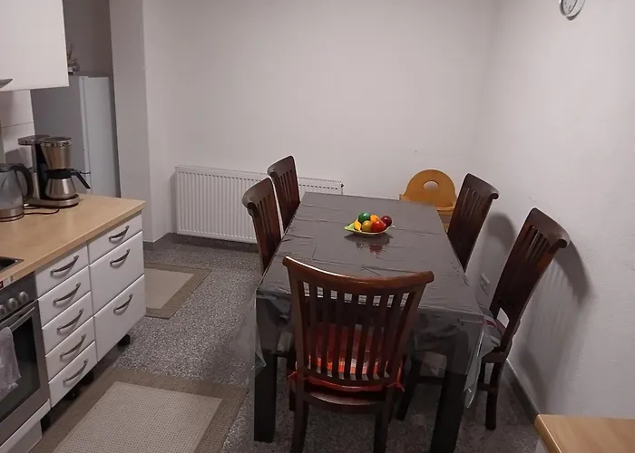 Apartment Ruhig Gelegene Am Schlosspark *