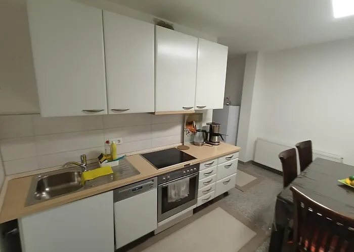 Ruhig Gelegene Am Schlosspark Wiesbaden