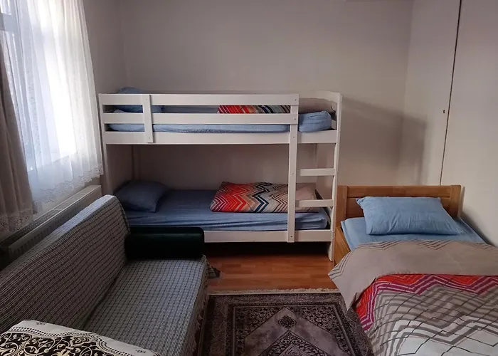 Ruhig Gelegene Am Schlosspark Wiesbaden